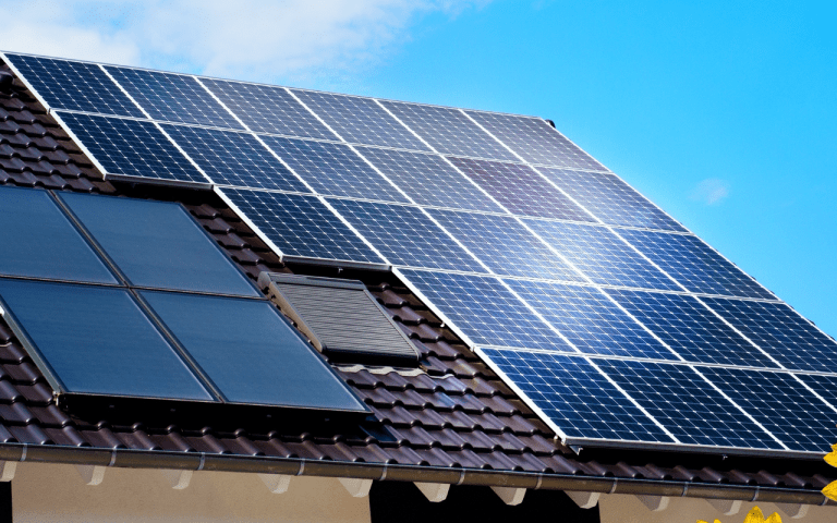 ¿Cuáles Son Los Beneficios De Usar Paneles Solares? - FIASA